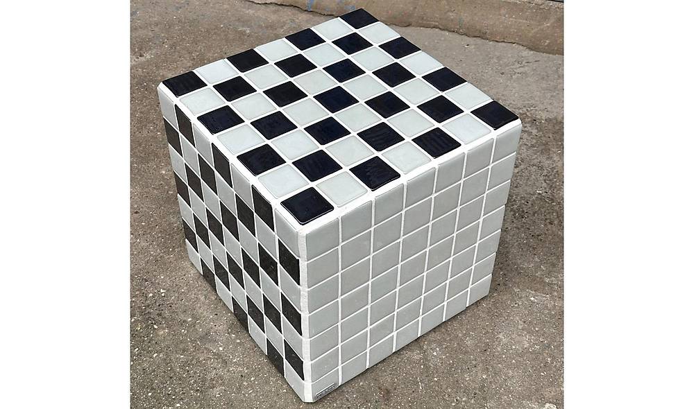 Box Yan Sehpa