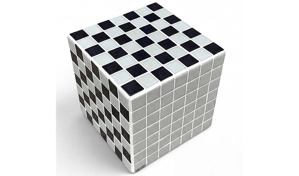 Box Yan Sehpa