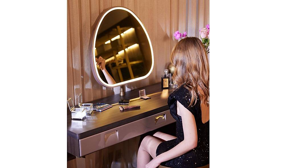 Rudessa Yatak Odas� - 6 Kap�l�