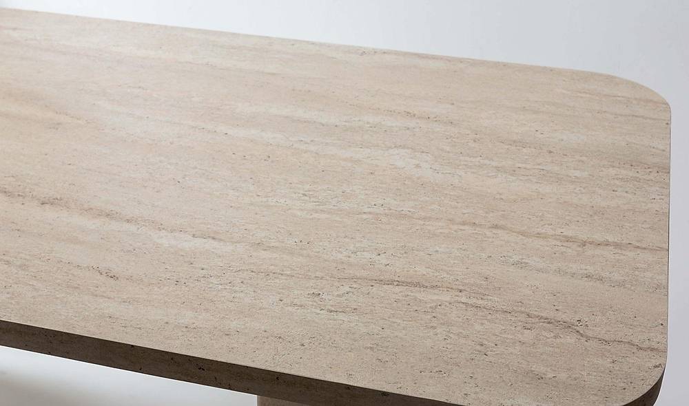 Emily Yemek Masas�