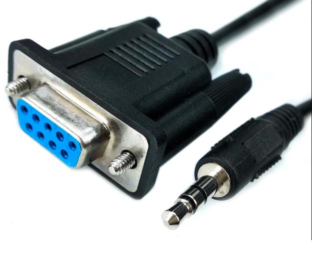 9 Pin Dişi - 3.5 mm Stereo Seri Yazılım Kablosu 1.5 Metre