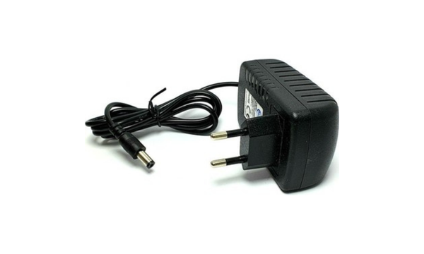 Gitar Pedal� Adapt�r� 9 Volt