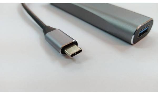 USB 3.1 Type-C Hub - 3x USB 3.0 + 1x Type-C