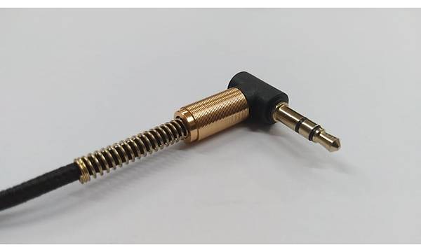 3.5 mm TRS Stereo Kulakl�k �oklay�c� 90 Derece Kablo - Sar�