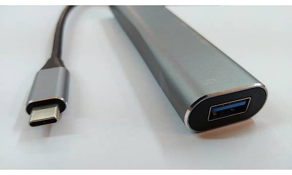 USB 3.1 Type-C Hub - 3x USB 3.0 + 1x Type-C