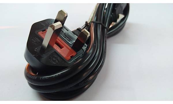 �ngiliz Power Kablo 1.5 Metre