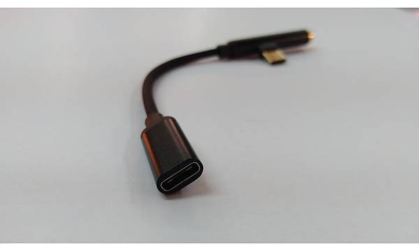 Xiaomi 90 Derece Type-C Kablolu Kulakl�k �evirici + �arj