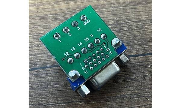 VGA Di�i Klemensli Konnekt�r Panel Tipi
