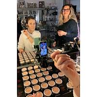 MAKYAJ TEKN�KLER� �LE  KOZMET�K  E��T�MLER