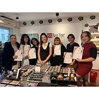 PROFESYONEL EFEKT - PLAST�K�MAKYAJ E��T�MLER�M�Z