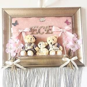 Sal�ncakl� �i�ekli Ay�c�k Ailesi Bebek Kap� S�s�