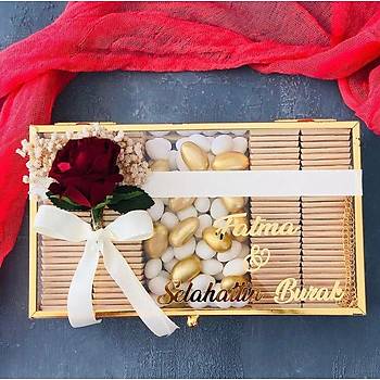 B�y�k Boy Cam Kutuda S�z Ni�an �ikolatas� - (80 Adet Madlen �ikolata ve Draje)