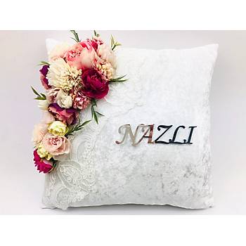 �i�ekli Dantelli Tak� Yast���