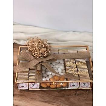 B�y�k Boy Cam Kutuda S�z Ni�an �ikolatas� - (80 Adet Madlen �ikolata ve Draje)