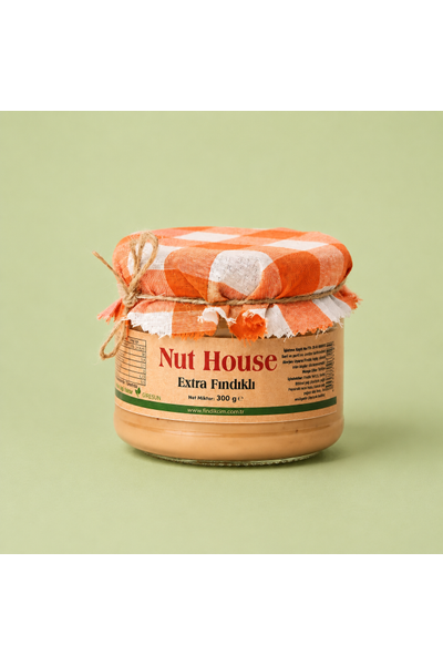 NUT HOUSE - 300 Gr.