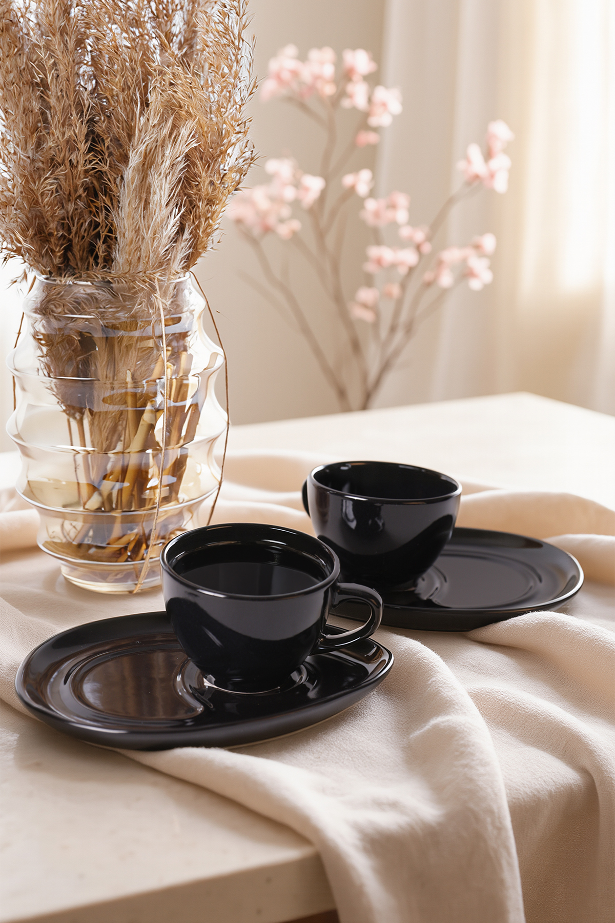 black-drop-coffee-serving-set-4-pieces-2-pers