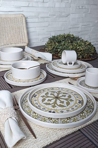 Timeless Brown Stackable Yemek / Kahvalt Takm 20 Para 4 Kiilik 21972-73