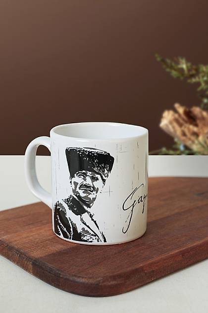 Keraart Atatrk Portreli mza Beyaz Silindir Kupa 1 Adet