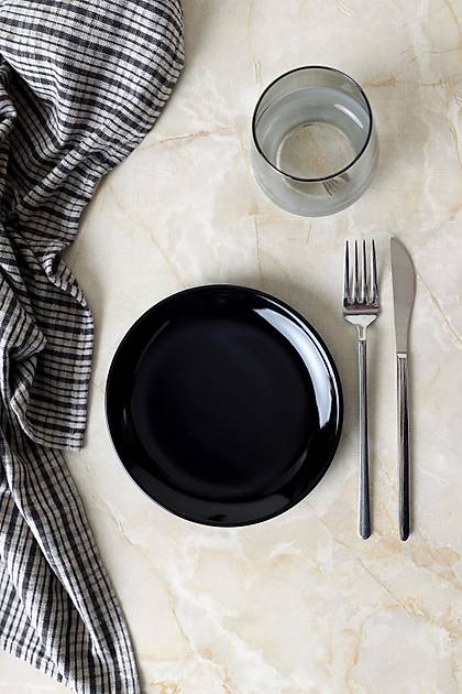 Siyah Delta Pasta Taba�� 17 Cm 6 Adet 650