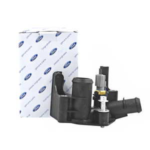 C-Max Benzinli Termostat G�vdesi / Su ��k�� Konnekt�r� (M���rl�) 2007-2011 | ORIJINAL