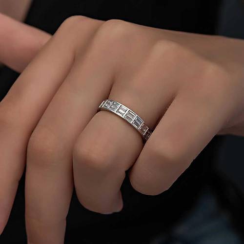 G�m�� S�ral� Baget Ta�l� Kad�n Y�z�k