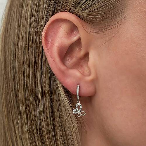 G�m�� Sallant�l� Kelebek Kad�n K�pe