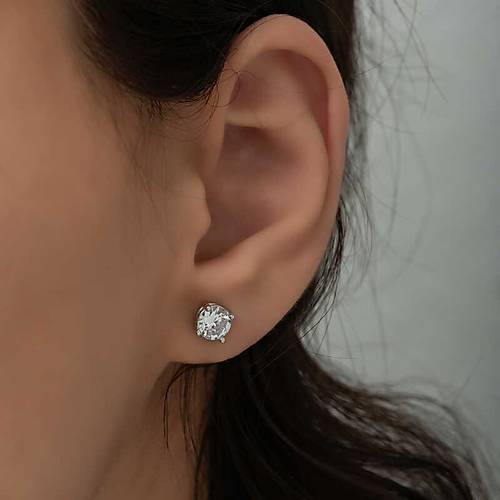 G�m�� 6 mm Beyaz Zirkon Tek Ta� Kad�n K�pe