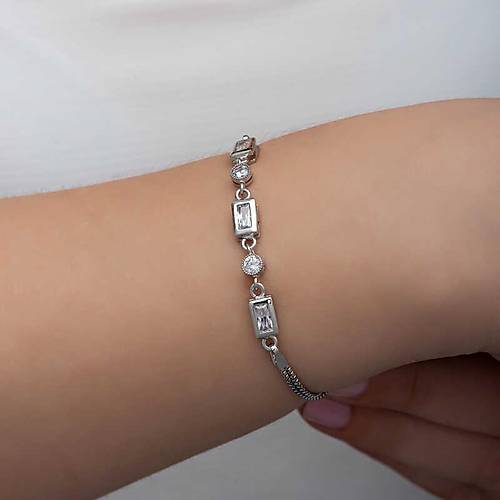 G�m�� Dikd�rtgen Zirkon Ta�l� Kad�n Bileklik