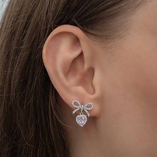 G�m�� Fiyonk Pembe Ta�l� Kalpli �ivili Kad�n K�pe