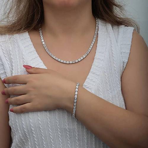 G�m�� Beyaz Ta�l� Su Yolu Kad�n Set