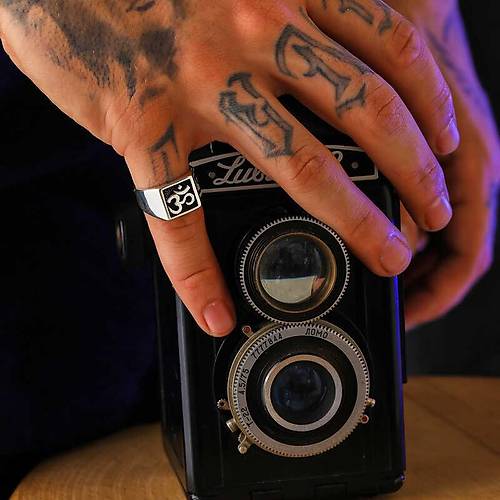 G�m�� Om Sembol� Erkek Y�z�k