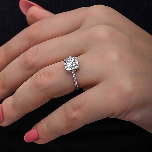 G�m�� Kare Zirkon Ta�l� Kad�n Y�z�k