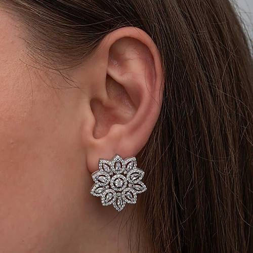 G�m�� Zirkon Ta�l� �i�ek Kad�n K�pe