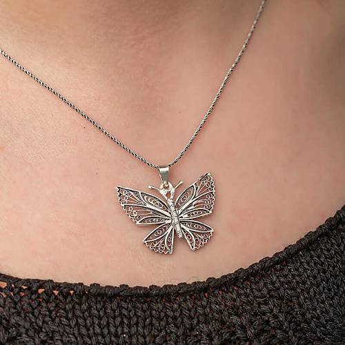 G�m�� Telkari Kelebek Kad�n Kolye