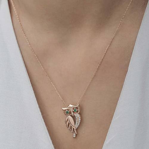 Gm Rose Yeil Gzl Bayku Kadn Kolye