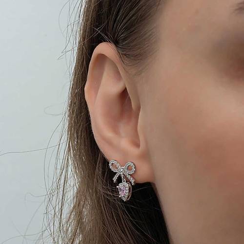 G�m�� Fiyonk Pembe Ta�l� Kalpli �ivili Kad�n K�pe