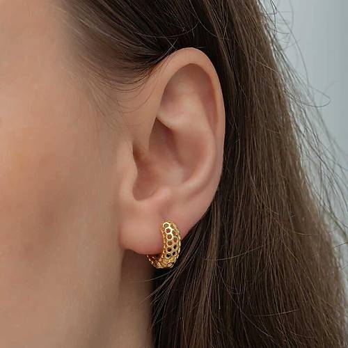 G�m�� Gold Petek Desenli Halka Kad�n K�pe