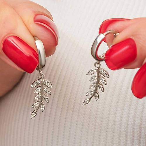 G�m�� Sallant�l� Ba�ak Kad�n K�pe