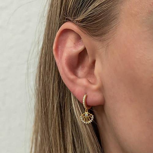 G�m�� Sallant�l� Gold G�z Kad�n K�pe