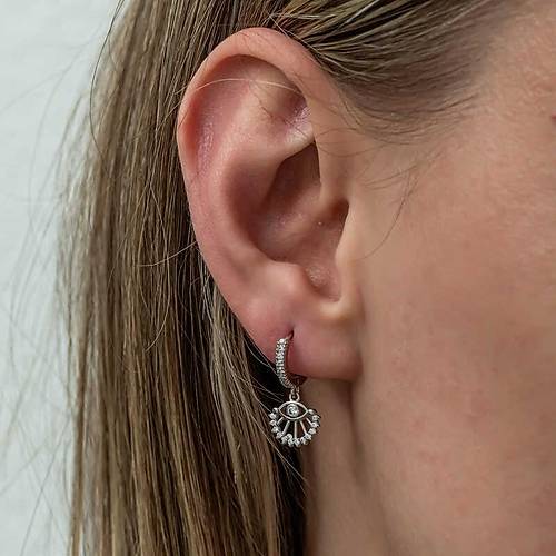 G�m�� Sallant�l� G�z Kad�n K�pe