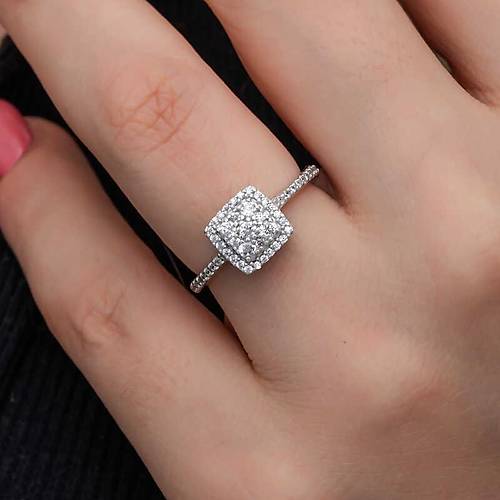 G�m�� Kare Zirkon Ta�l� Kad�n Y�z�k