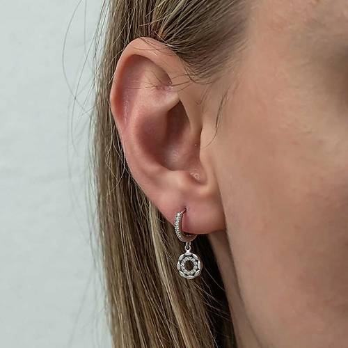 G�m�� Sallant�l� Halka Kad�n K�pe