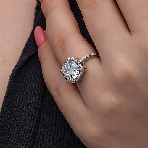 G�m�� Kare Mont�r Tek Ta� Kad�n Y�z�k