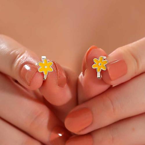 G�m�� Sar� �i�ek �ocuk K�pesi