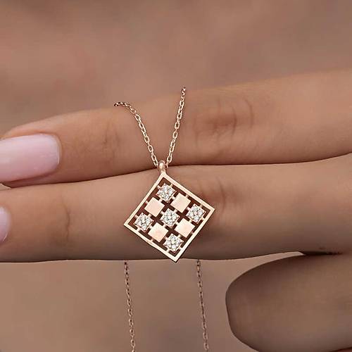 G�m�� Rose D�rtgen Zirkon Ta�l� Kad�n Kolye