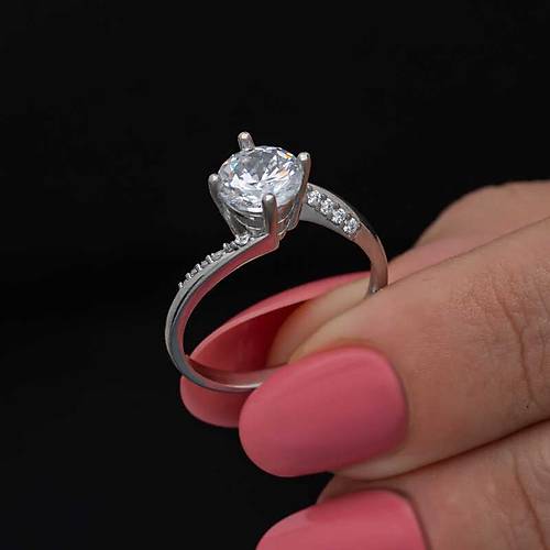 G�m�� Tek Ta� Kad�n Y�z�k