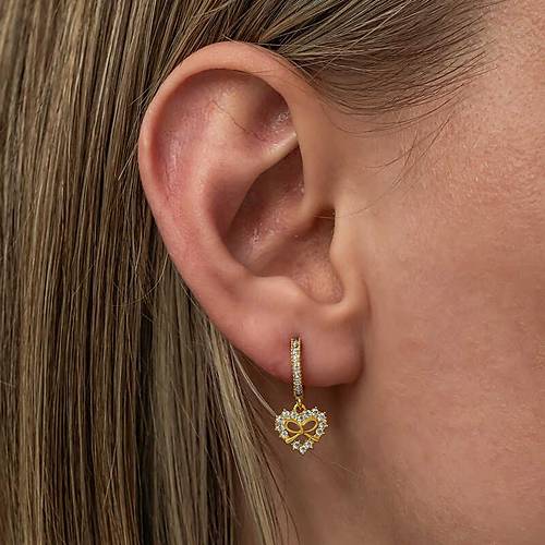 G�m�� Gold Kalp Kurdele Sallant�l� Kad�n K�pe