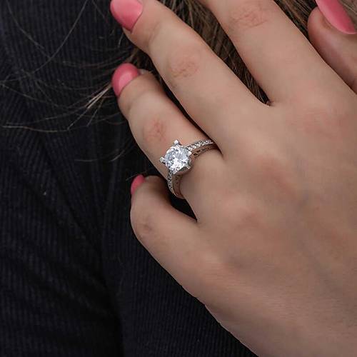 G�m�� Tek Ta� Kad�n Y�z�k