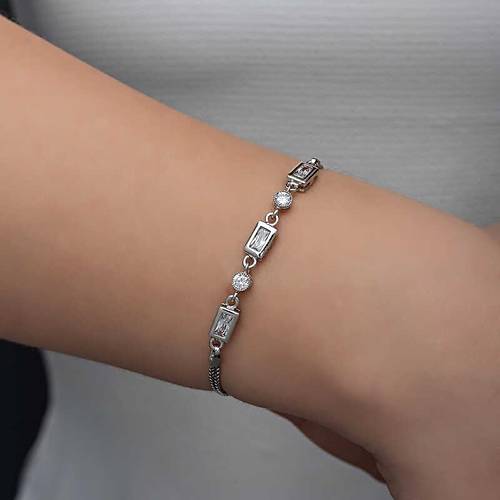 G�m�� Dikd�rtgen Zirkon Ta�l� Kad�n Bileklik