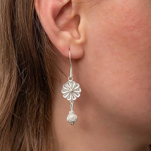 G�m�� Sallant�l� Trabzon Kazaz Kad�n K�pe